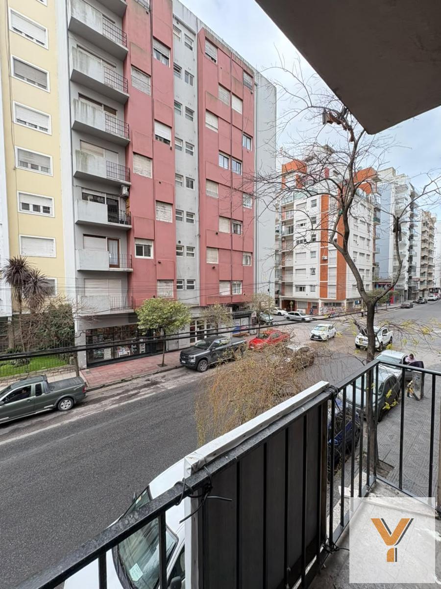 Departamento de 1 Dormitorio 1 Baño en venta sobre calle Gascon