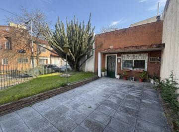 Casa · 139m² · 4 Ambientes · 2 Cocheras · Terraza y Jardin | Venta Casa 4 Ambientes | 2 Cocheras