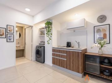 Departamento · 45m² · 1 Ambiente · Alquiler Monoambiente con Gran Patio y Amenities en Caballito
