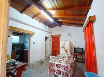 Casa · 70m² · 3 Ambientes · 1 Cochera · Casa de 3 Ambientes