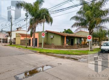 Casa · 132m² · 5 Ambientes · 1 Cochera · Venta de Casa Multifamiliar Los Polvorines Oportunidad de Doble Renta