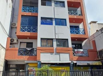 Departamento · 45m² · 5 Ambientes · Departamento - Alberdi