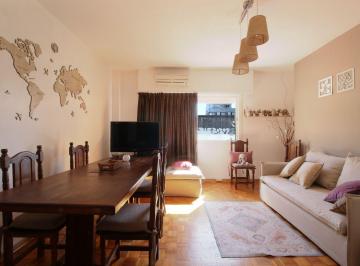 Departamento · 69m² · 3 Ambientes · Venta de Departamento 3 Ambientes y Medio Flores