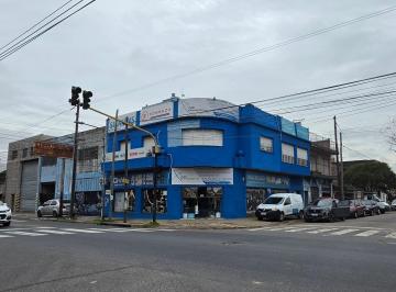 Local comercial · 222m² · Venta Local Comercial/deposito Esquina 2 Plantas