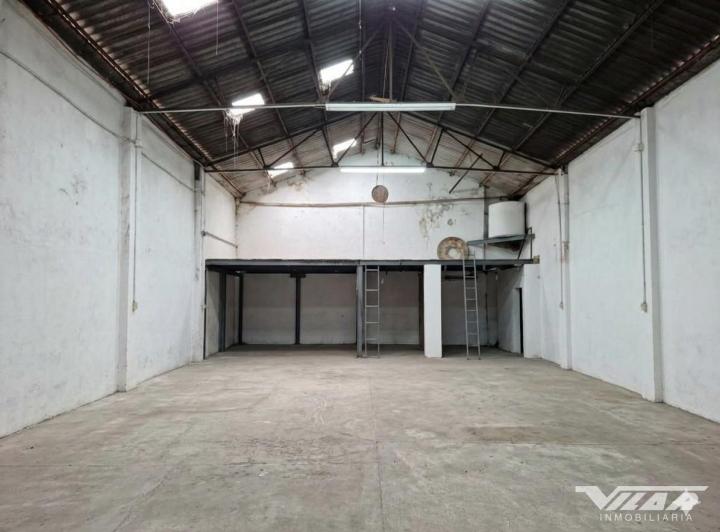 Bodega-Galpón · 220m²