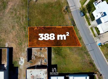 Terreno · 388m² · Lote en Venta en Docta Av