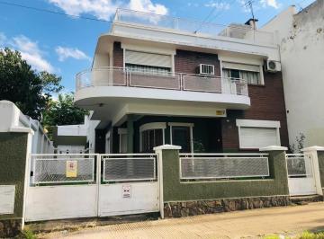 Casa de 4 ambientes, San Miguel de Tucumán · Alquiler Propiedad Uruguay Al 800 (Sin Muebles) (Interminable Abstenerse)