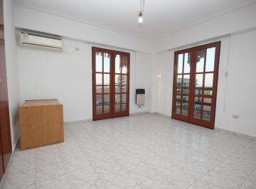 Departamento · 79m² · 3 Ambientes · 1 Cochera · Departamento 1 Dorm Super Grande - con Cochera