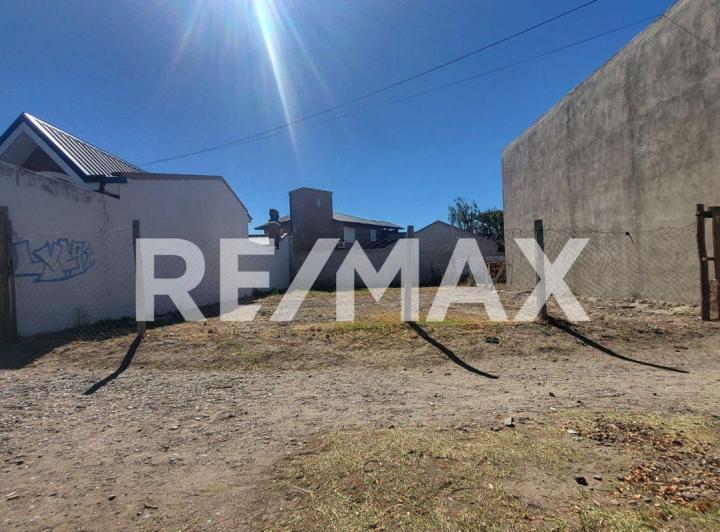 Terreno · 300m²