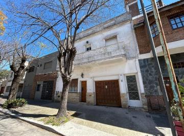 PH · 120m² · 4 Ambientes · 1 Cochera · Casas - P. Horiz. - Parque Chas, Capital Federal