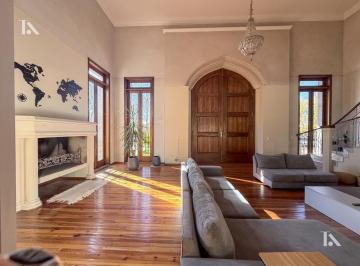Casa · 600m² · 6 Ambientes · Venta Casa Residencial 5 Dorm. Barrio Palmares, Godoy Cruz, Mendoza