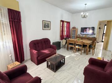 PH · 70m² · 3 Ambientes · PH en Venta en Lanús Oeste