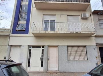 Depósito , Floresta · Deposito con Entrada Independiente 100 m² Cubiertos