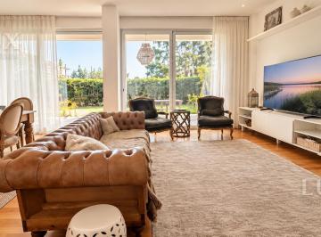 Departamento · 125m² · 4 Ambientes · 1 Cochera · Departamento en Alquiler