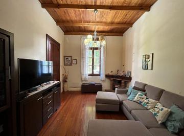 Casa · 176m² · 5 Ambientes · 1 Cochera · Casa 5 Ambientes - Liniers