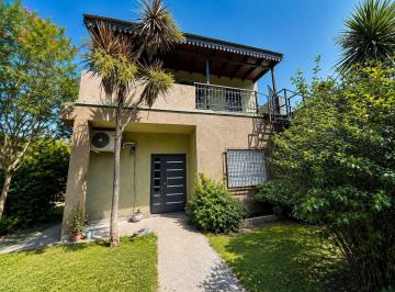 Casa · 280m² · 5 Ambientes · 1 Cochera · Casa 5 Amb. + Depto Independiente Moreno Centro