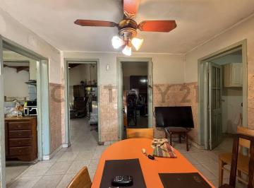 Casa · 50m² · 3 Ambientes · Venta PH 3 Amb Ciudadela a Reciclar Oportunidad