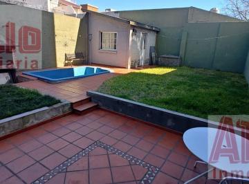 Casa · 156m² · 6 Ambientes · 2 Cocheras · Saavedra Nuñez Casa 4 5 Dorm 6 Amb Fondo Patio Jardin Terraza Cochera Garage Pileta