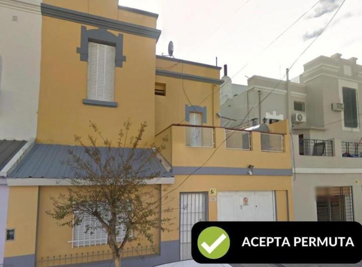 Casa · 150ha · 4 Ambientes · 1 Cochera