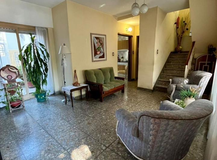 Casa · 150m² · 5 Ambientes