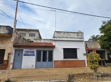 Casa · 187m² · 3 Ambientes · Casa Multifamiliar Sobre Amplio Lote 467 m²