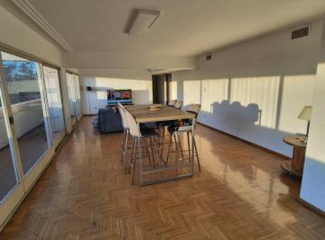Departamento de 4 ambientes, Ciudad de Mendoza · Departamento de 150 m² con 3 Dorm. en Alquiler en Centro Mendoza