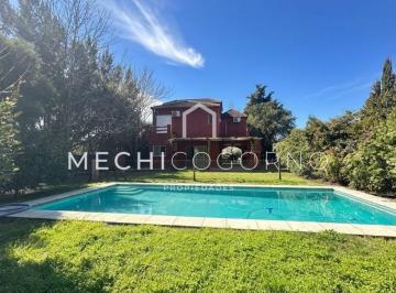 Casa · 143m² · 4 Ambientes · 3 Cocheras · Casa en Venta 3 Dorm. Pileta San Agustín Villa Nueva