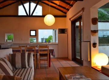 Casa · 450m² · 3 Ambientes · 1 Cochera · Casa en José Ignacio Alquiler 2 Dorm.