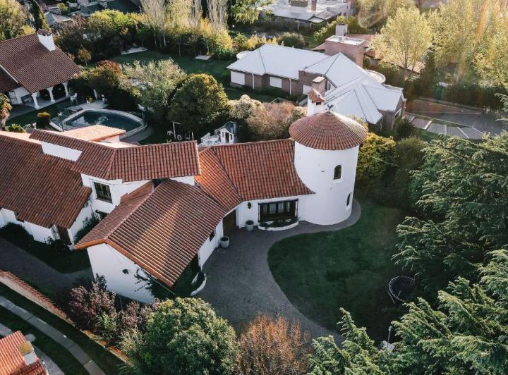 Casa · 600m² · 8 Ambientes