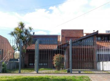 Imagen1 · Casa en Barrio Los Pinares.