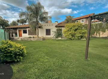 Casa · 270m² · 6 Ambientes · 2 Cocheras · Casa en Alquiler de 3 Dorm. con Cochera - Villa Belgrano