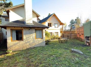 Casa · 170m² · 3 Dormitorios · 1 Cochera · Casa en Venta Sobre Ruta 40 Oportunidad