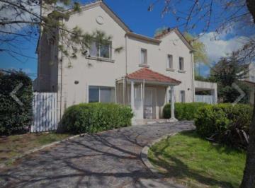 Casa de 5 ambientes, Pilar · Chalet 4 Ambientes Venta Los Jazmines Pilar