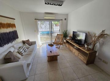 Departamento de 2 ambientes, San Fernando · Amplio 2 Amb - Dormitorio - Baño - Balcón - Cochera - Baulera