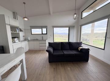 Casa · 83m² · 3 Ambientes · 1 Cochera · Jardines de Pillahuinco