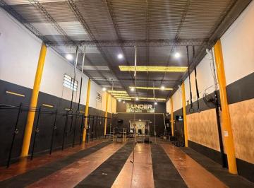 Bodega-Galpón · 650m² · 4 Ambientes · San Martín 1500 - Galpón con Local y Oficinas en Villa Gobernador Gálvez - 650 m² - Alquiler
