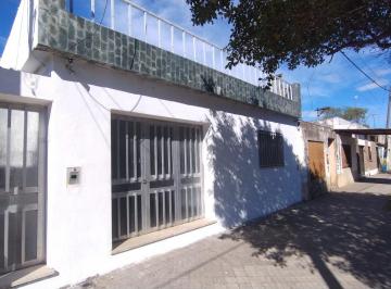 Casa · 50m² · 3 Ambientes · Casa Al Frente Bº Ludueña