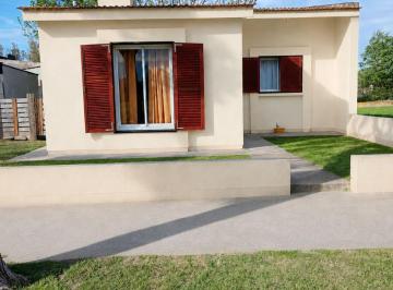 Casa · 62m² · 4 Ambientes · Venta - Casa Dos Dormis - Manfredi