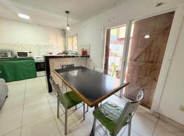 PH · 54m² · 3 Ambientes · Alquiler PH 3 Ambientes con Patio en Las Avs