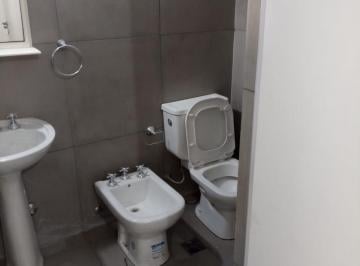 Departamento de 2 ambientes, Rosario · Dto de Pasillo S/ Expensas.1 Dormitorio