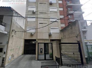 Departamento · 42m² · 2 Ambientes · 1 Cochera · Departamento - Florida Mitre/este