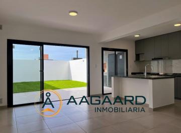 PH · 150m² · 4 Ambientes · 2 Cocheras · Brisas de Manantiales Duplex en Venta 3 Dorm. Galeria con Asador a Estrenar