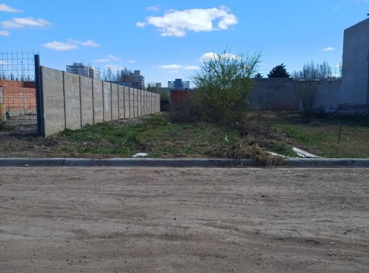 Terreno · 246m²