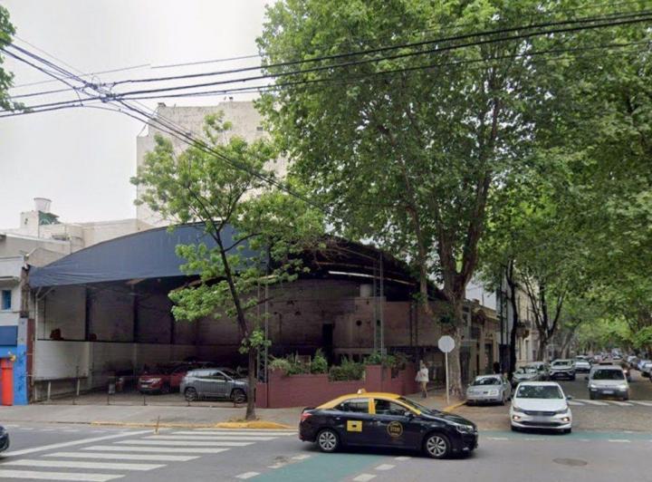 Terreno · 370m²