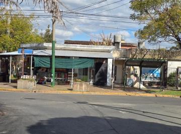Local comercial · 85m² · 4 Ambientes · 2 Cocheras · 2 Locales Casa PH 3 Ambientes a Refaccionar Venta Ituzaingo