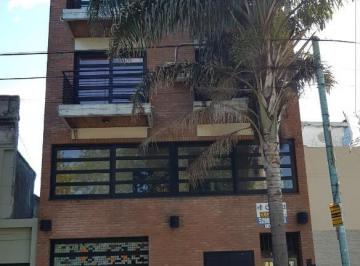 Oficina comercial de 6 ambientes, Mataderos · Excelentes Oficinas de Primer Nivel con Cocheras Patio C/ Parrilla