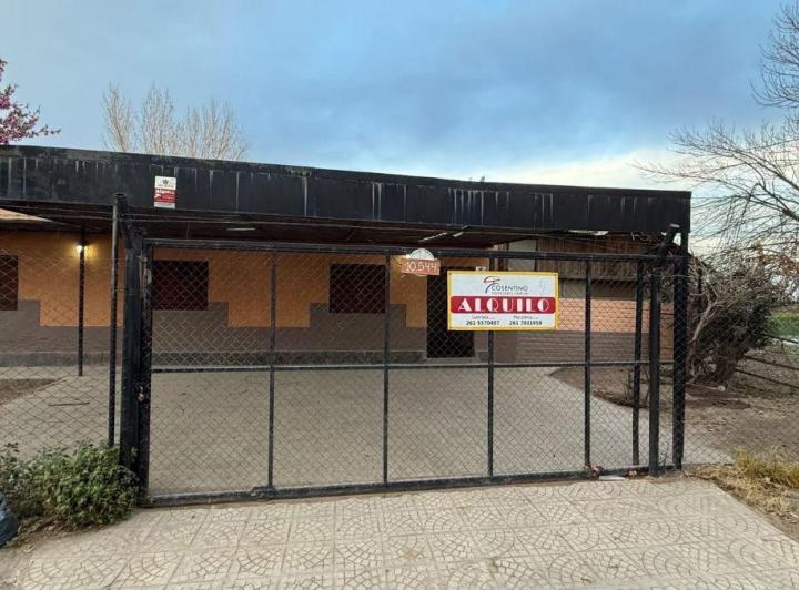 Casa · 110m² · 6 Ambientes · 2 Cocheras