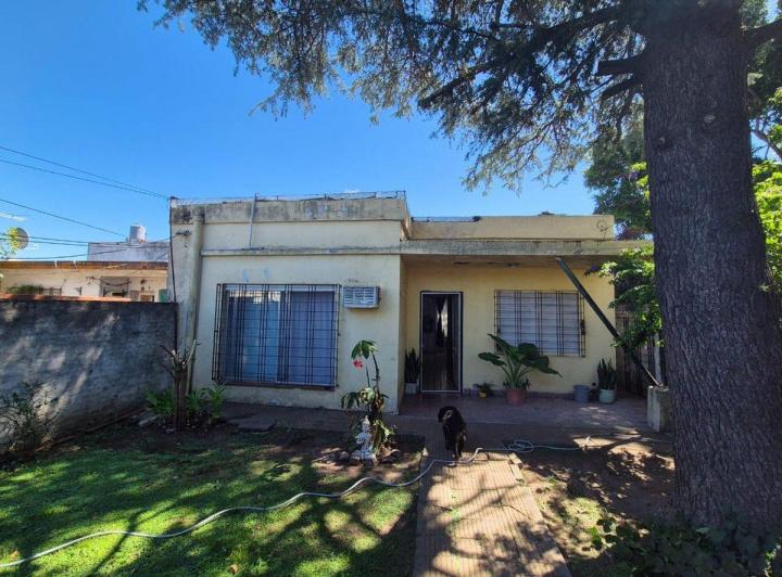 Casa · 111m² · 3 Ambientes · 1 Cochera