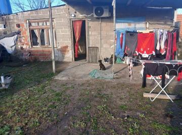 Casa de 3 ambientes, Merlo · Casa con Terreno Grande Habitable a Refaccionar
