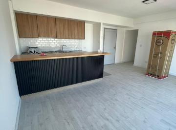 Departamento · 48m² · 2 Ambientes · Departamento de Dos Ambientes en Alquiler con Sum y en Alquiler en Avellaneda